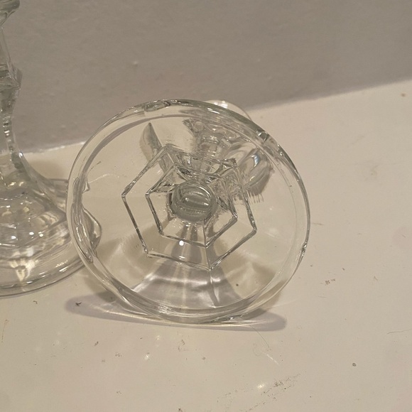 Vintage Clear 4.25” Glass Candlesticks- Set of 4 - Picture 7 of 10